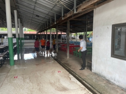 20220524223051.jpg - โรงเรียนประทายขอขอบคุณเทศบาลประทายที่ให้ความอนุเคราะห์รถฉีดน้ำทำความสะอาดโรงอาหาร  | https://prathai.ac.th